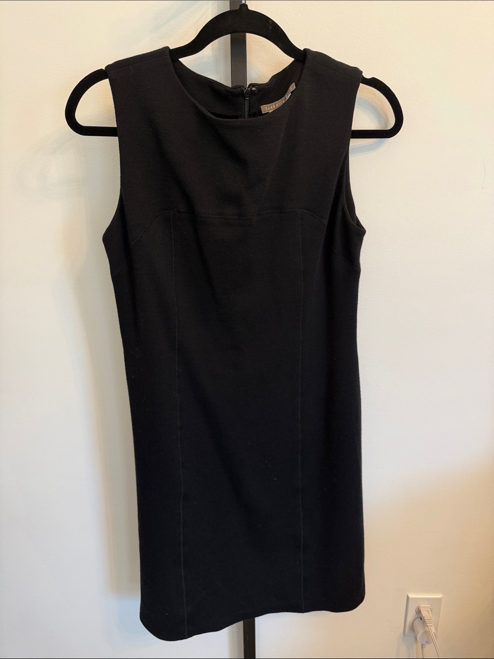 Isabella Bird 100% Wool Elegant Black Sleeveless Sheath Dress Med